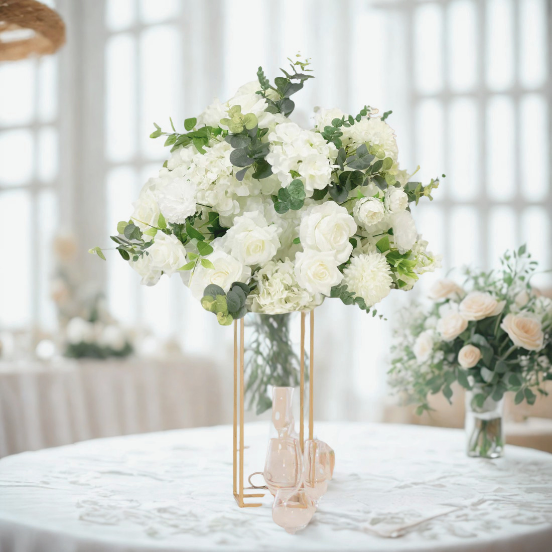 Luxury White Floral Center Piece
